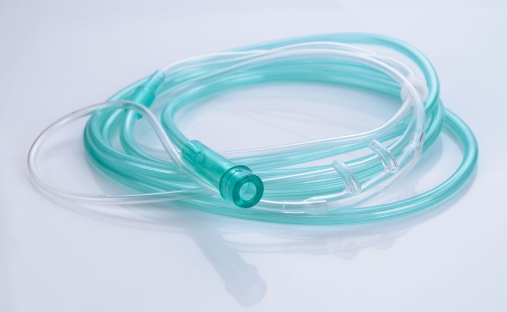 Oxygen nasal cannula